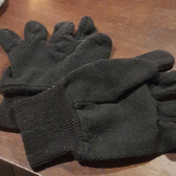 BLACK GLOVES ADULT SIZE - Picture 3 of 3